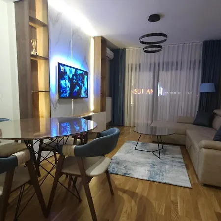 סקופיה Anika Luxury Apartment At Diamond Center מראה חיצוני תמונה