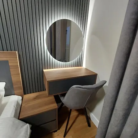 סקופיה Anika Luxury Apartment At Diamond Center מראה חיצוני תמונה